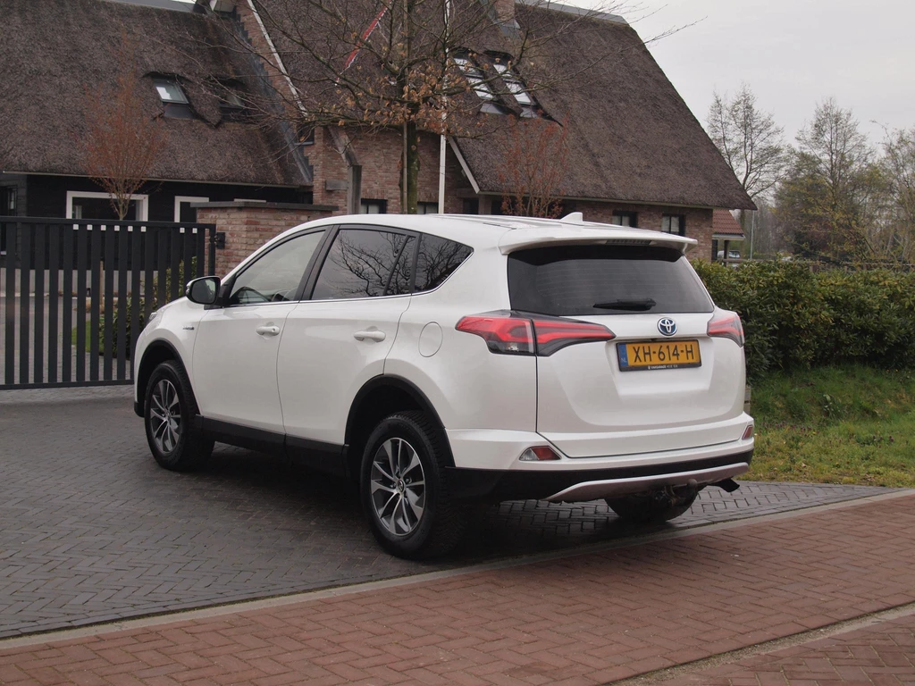 Toyota RAV4 – foto 4