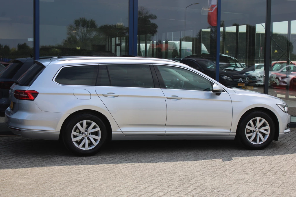 Volkswagen Passat – foto 8