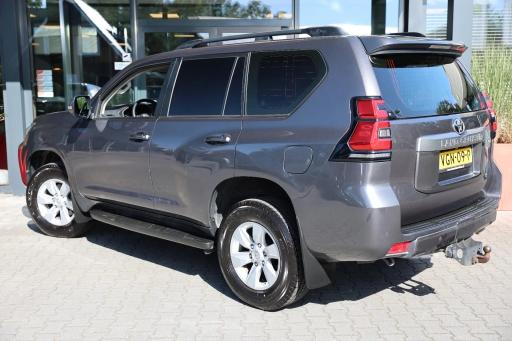 Toyota Land Cruiser – foto 3