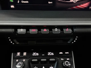 Porsche 911 – thumbnail 35