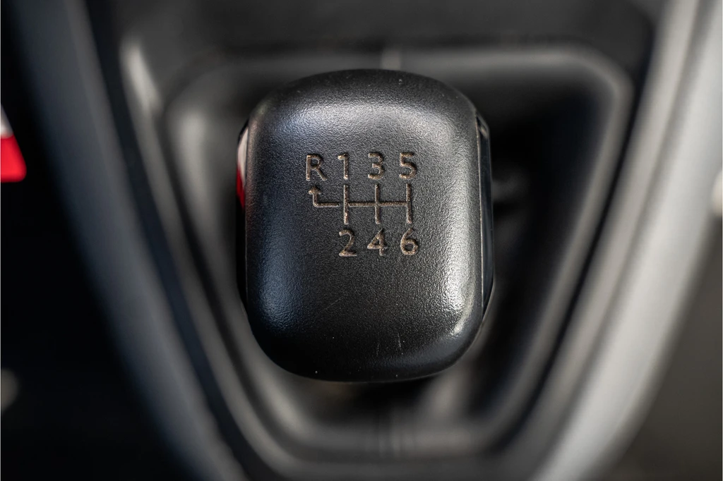 Opel Vivaro – foto 25