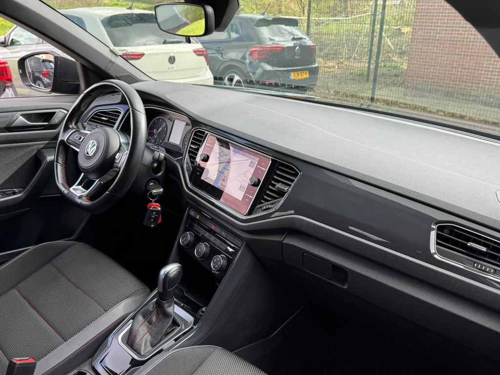 Volkswagen T-Roc – foto 14
