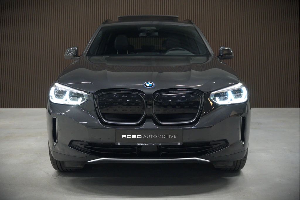 BMW iX3 – foto 16