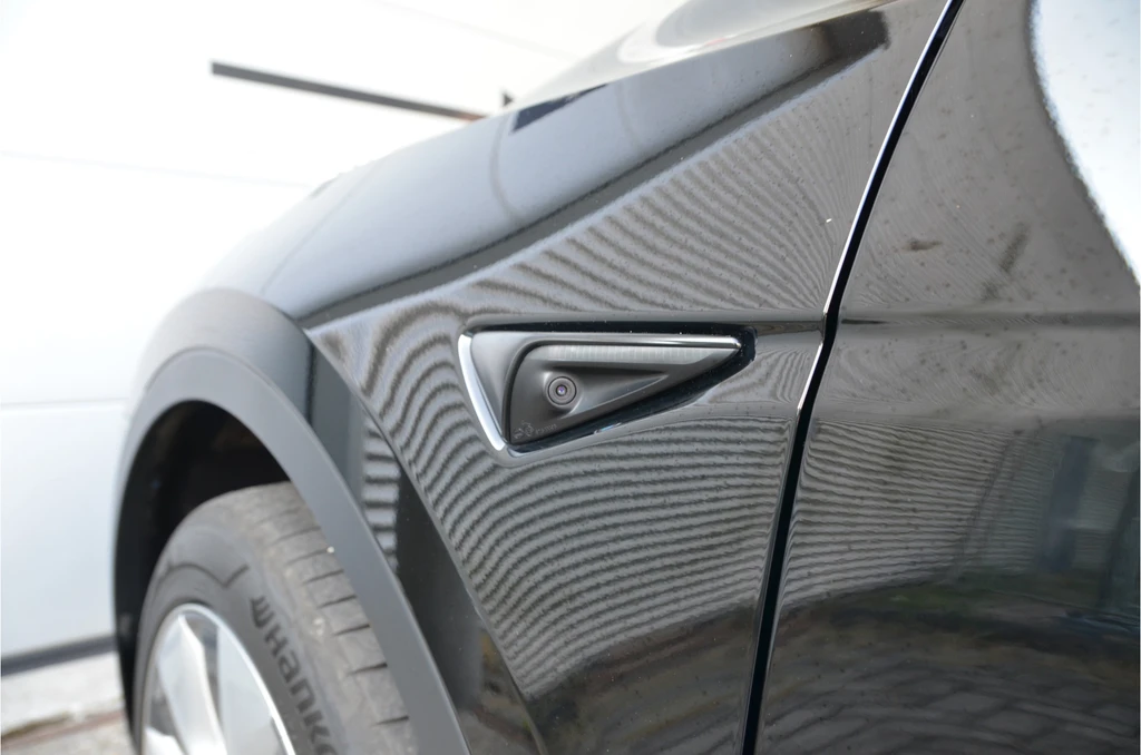 Tesla Model Y – foto 31