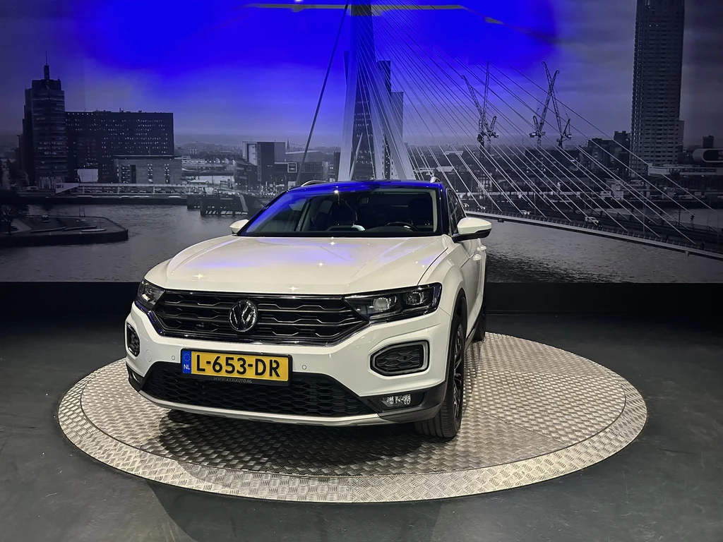 Volkswagen T-Roc – foto 2