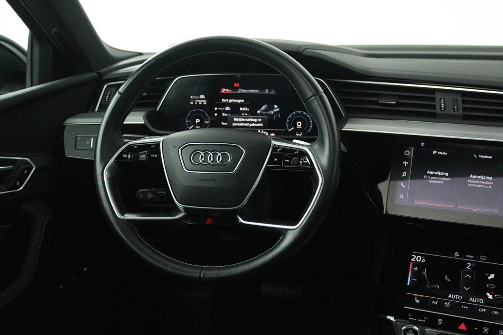 Audi e-tron – foto 10