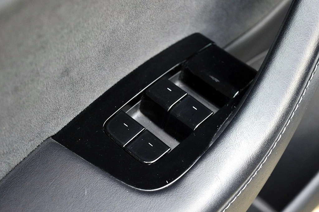 Tesla Model 3 – foto 29
