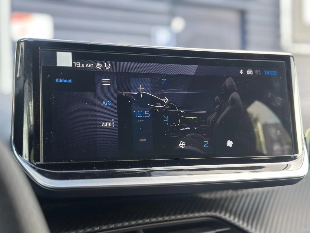 Peugeot 208 – foto 16
