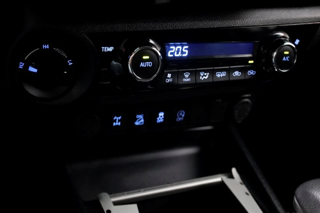 Toyota Hilux – foto 16