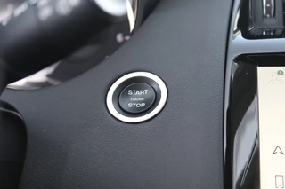 Jaguar E-PACE – thumbnail 42