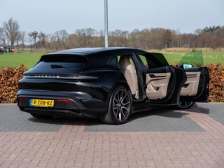 Porsche Taycan – thumbnail 15