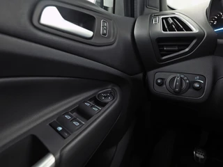 Ford Kuga – thumbnail 36