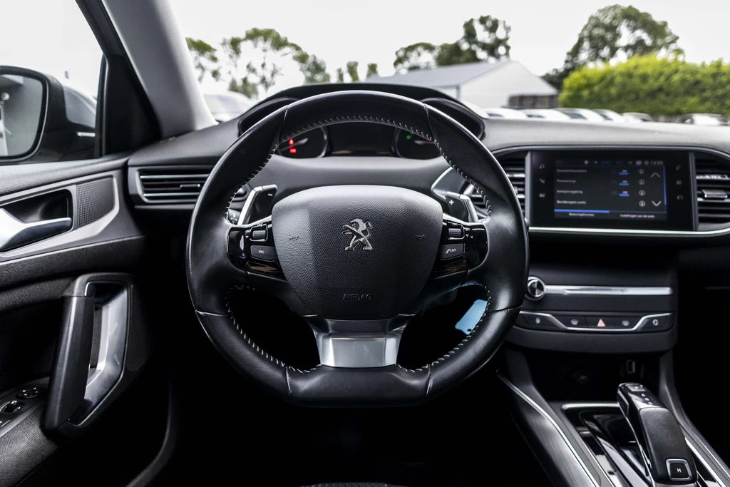 Peugeot 308 – foto 12