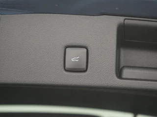 Ford Kuga – thumbnail 32