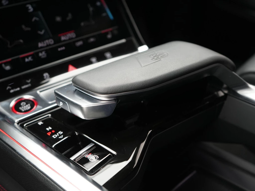 Audi Q8 Sportback e-tron – foto 40