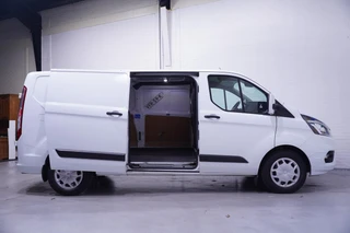 Ford Transit Custom – thumbnail 8