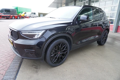 Volvo XC40 1.5 T4 Recharge Dark Plus Hybride 20"Licht metalen velgen Nr. V034 | Climate | Camera | Navi | Cruise | Panoramadak