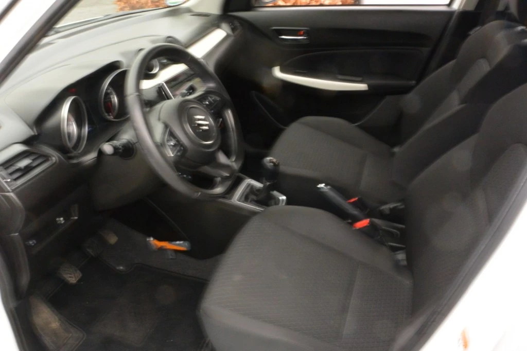 Suzuki Swift – foto 17