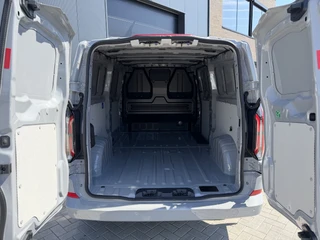 Ford E-Transit Custom – thumbnail 3