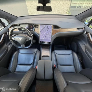 Tesla Model X – thumbnail 13