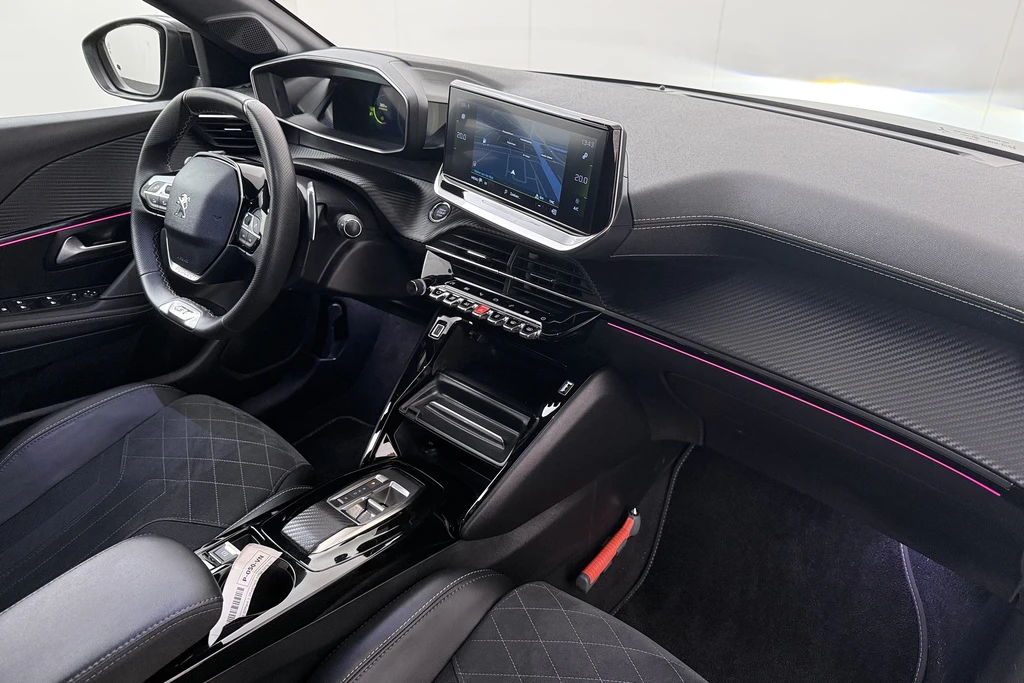 Peugeot 208 – foto 16