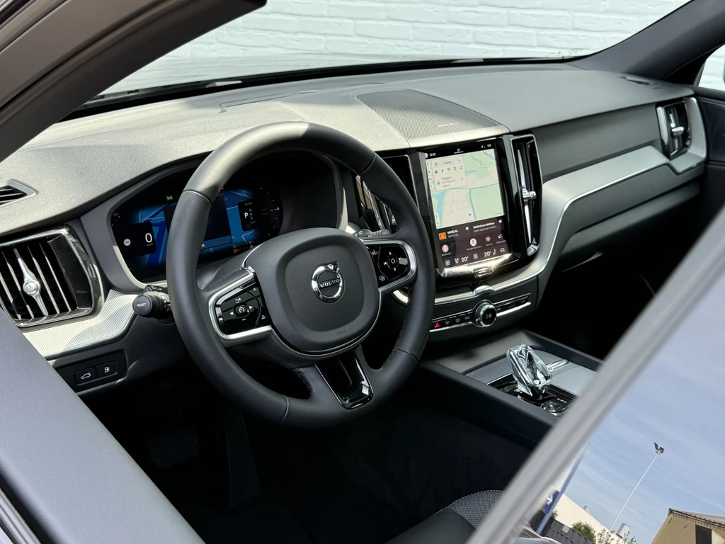 Volvo XC60 – foto 10