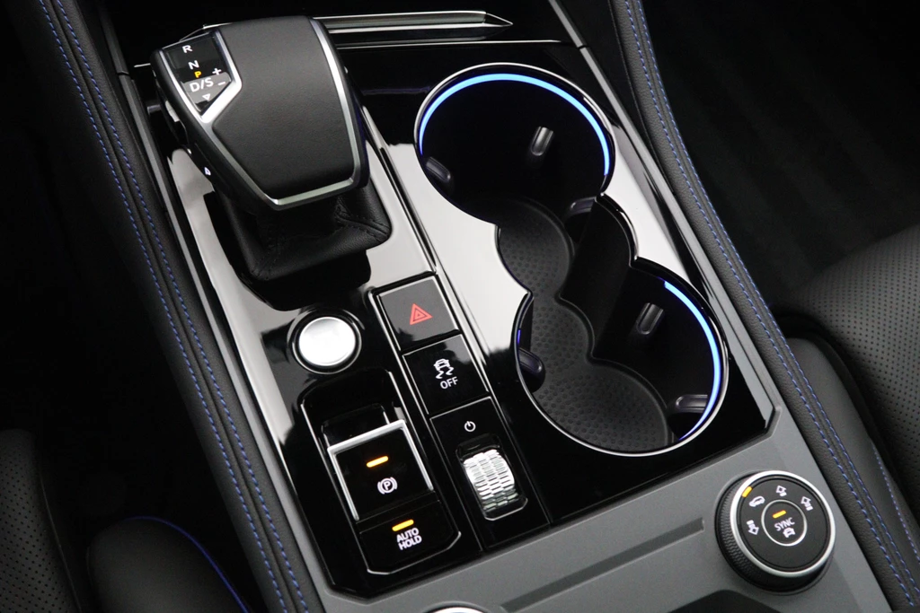 Volkswagen Touareg – foto 12