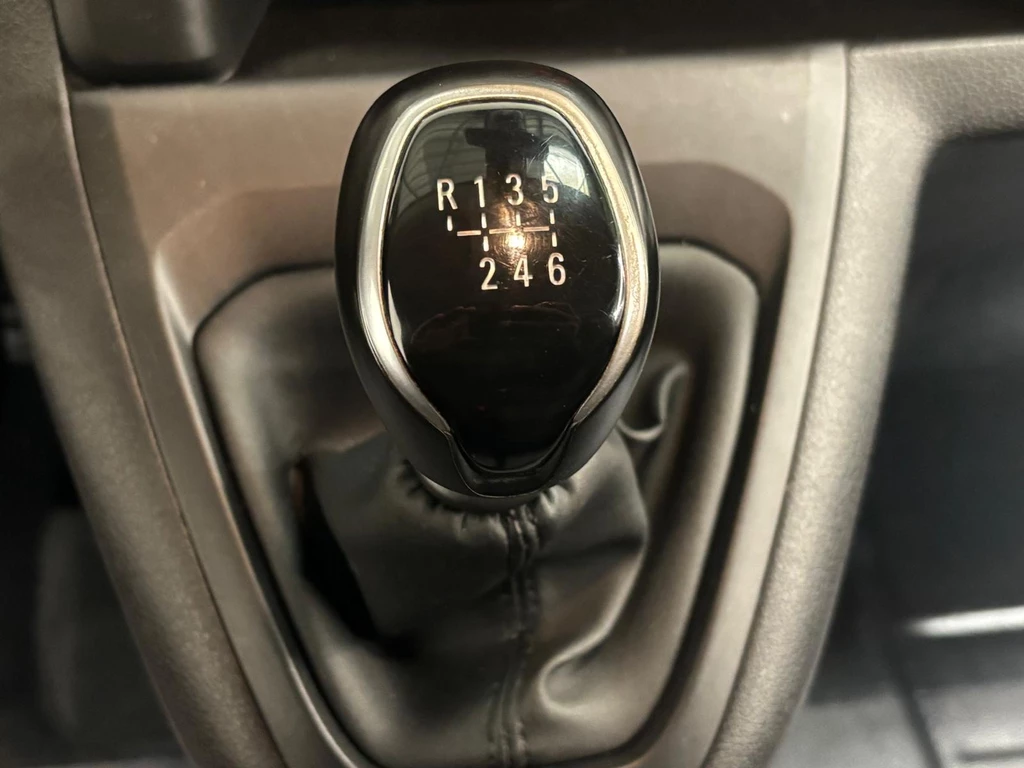 Opel Vivaro – foto 20