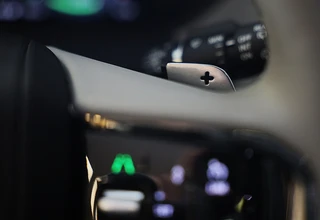Land Rover Range Rover Velar – thumbnail 43