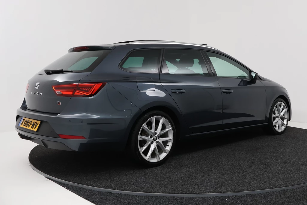 SEAT Leon – foto 5
