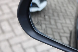 Mercedes-Benz EQC – thumbnail 19