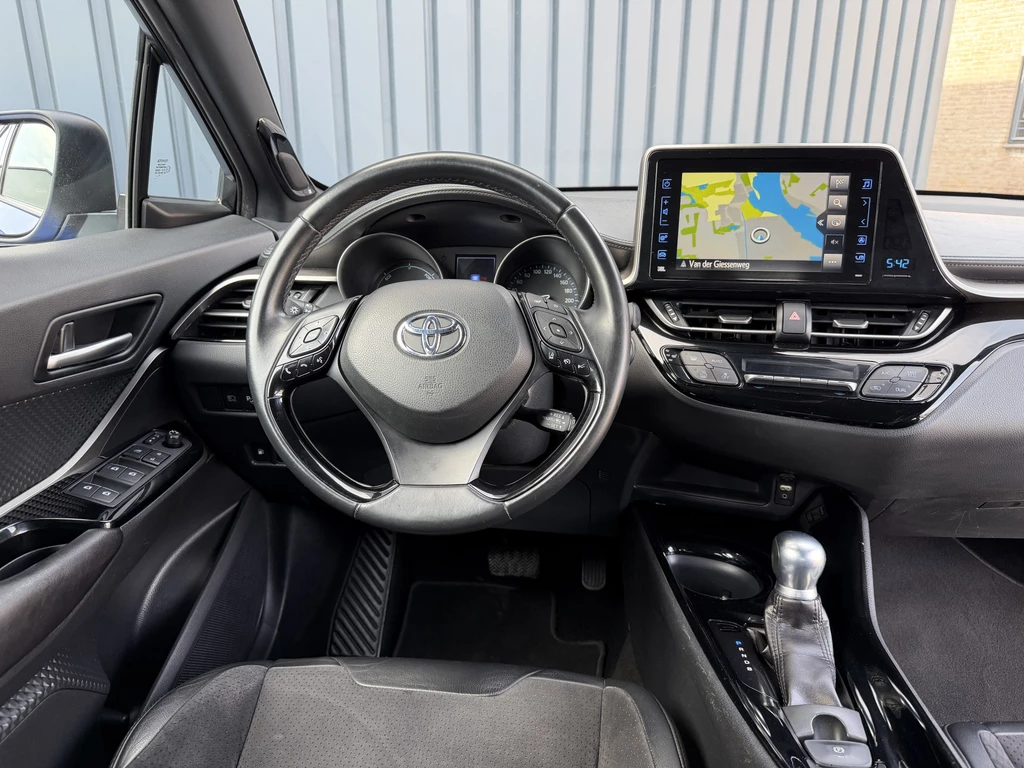 Toyota C-HR – foto 18