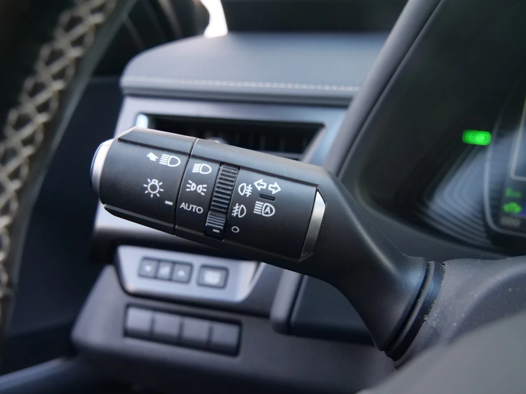 Lexus UX – foto 18