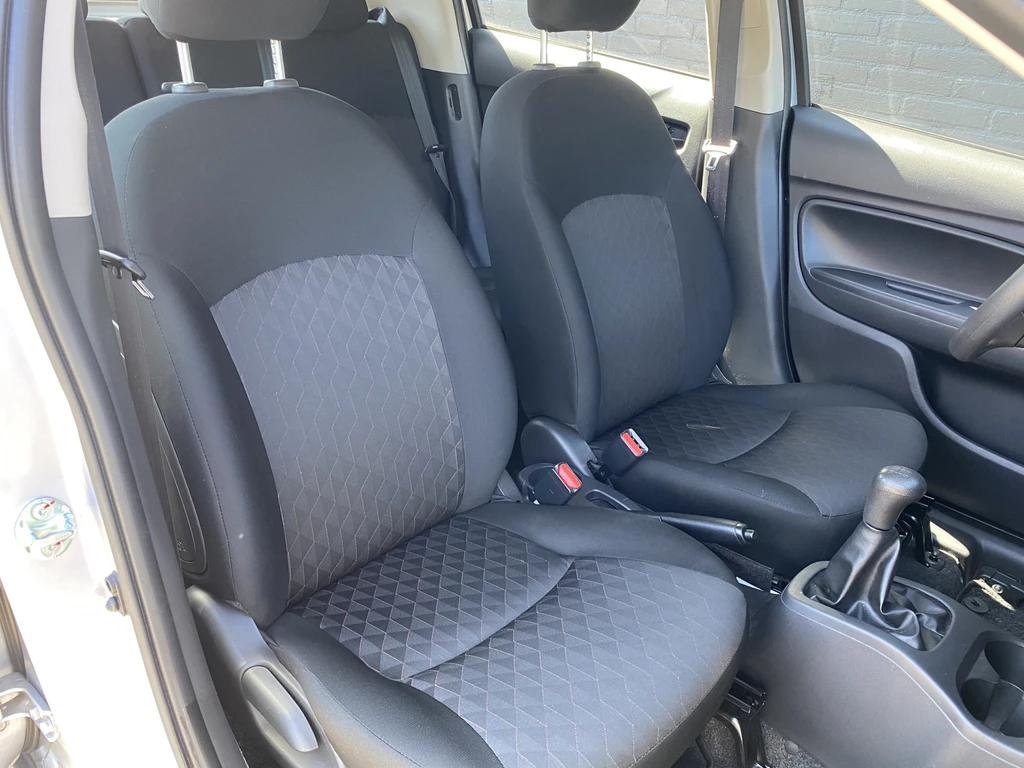 Mitsubishi Space Star – foto 15