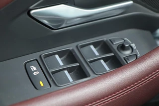 Jaguar E-PACE – thumbnail 44