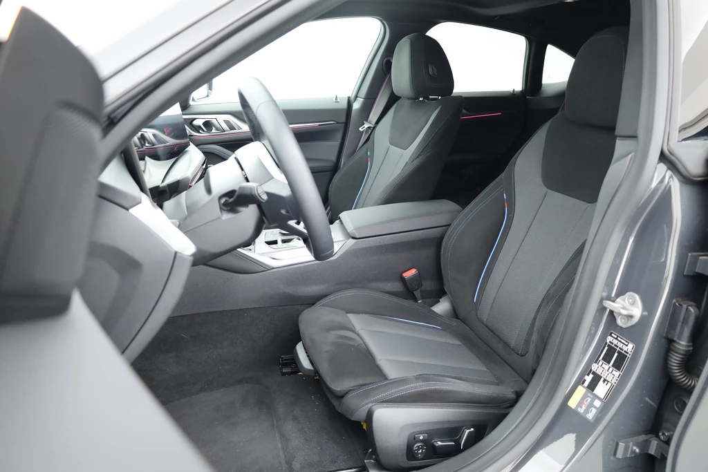 BMW i4 – foto 4