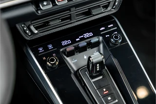 Porsche 911 – thumbnail 22