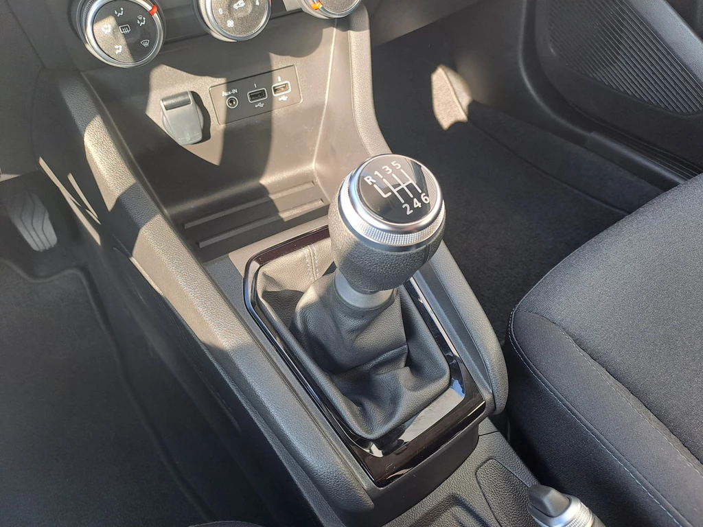Renault Clio – foto 24