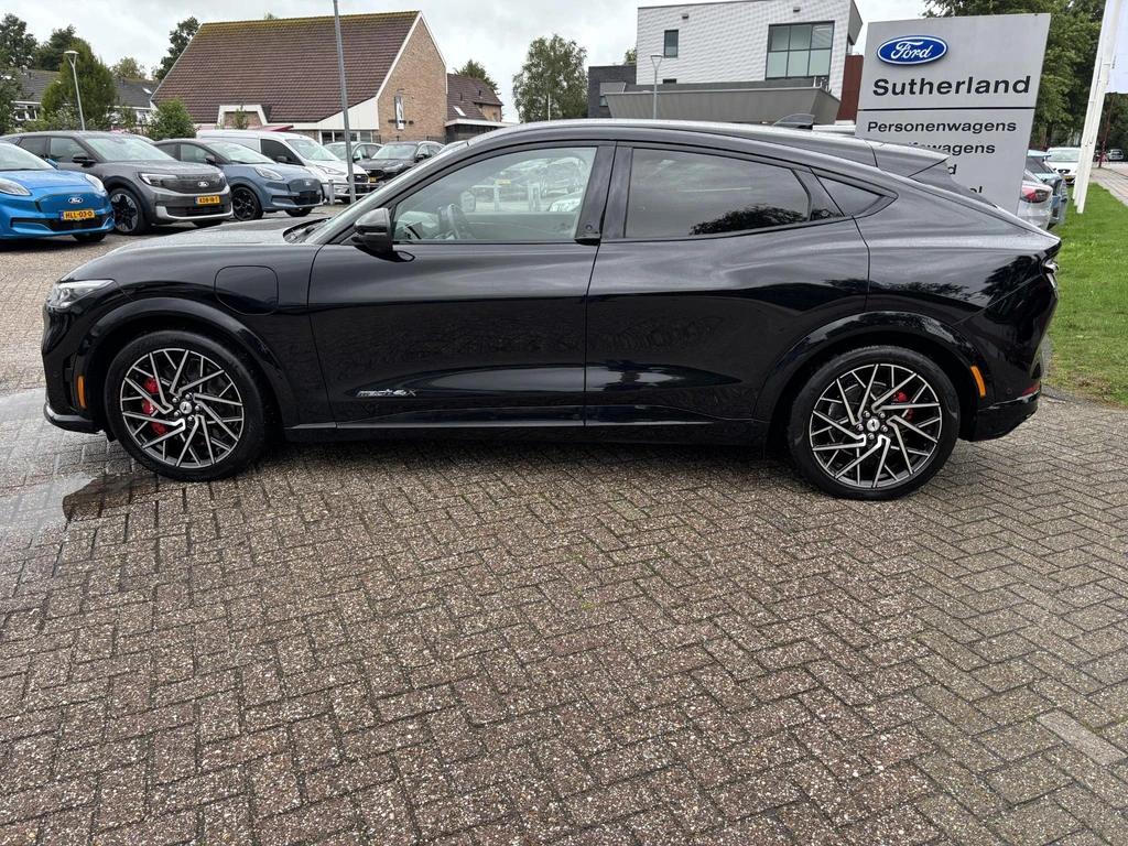Ford Mustang Mach-E – foto 2