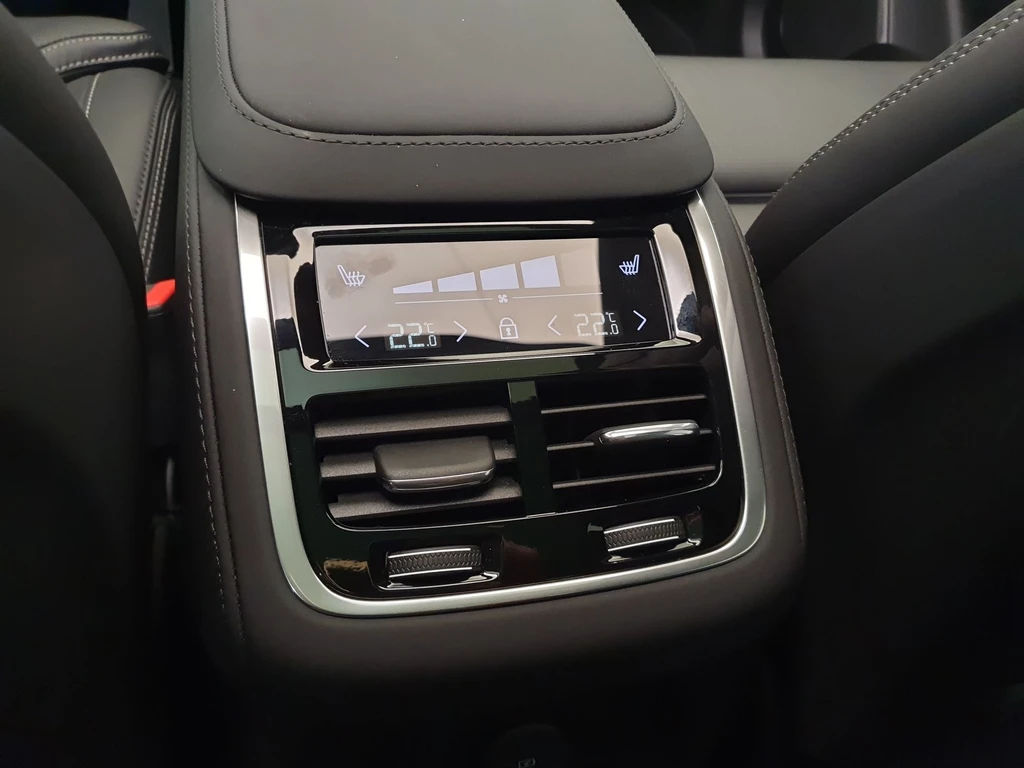 Volvo XC90 – foto 31