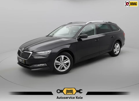 Skoda Superb Combi 1.4 TSI iV Style * Trekhaak * Stoelverwarming * Digitale teller *