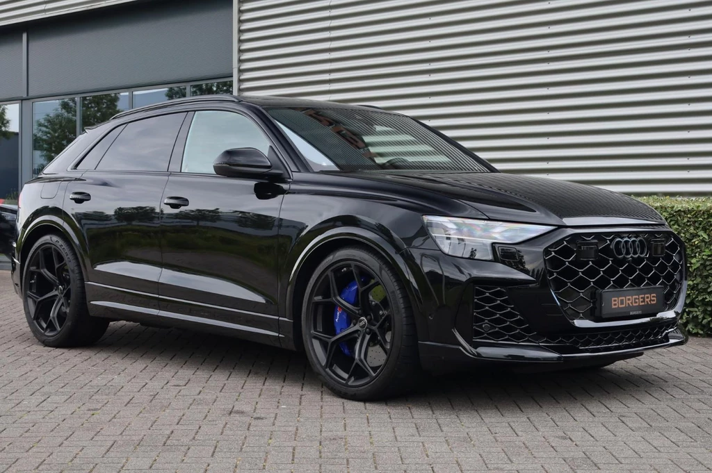Audi RSQ8 – foto 11