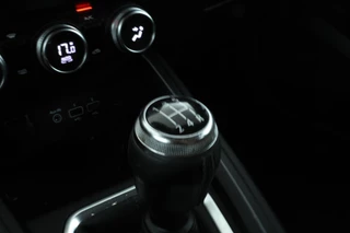 Renault Clio – thumbnail 23