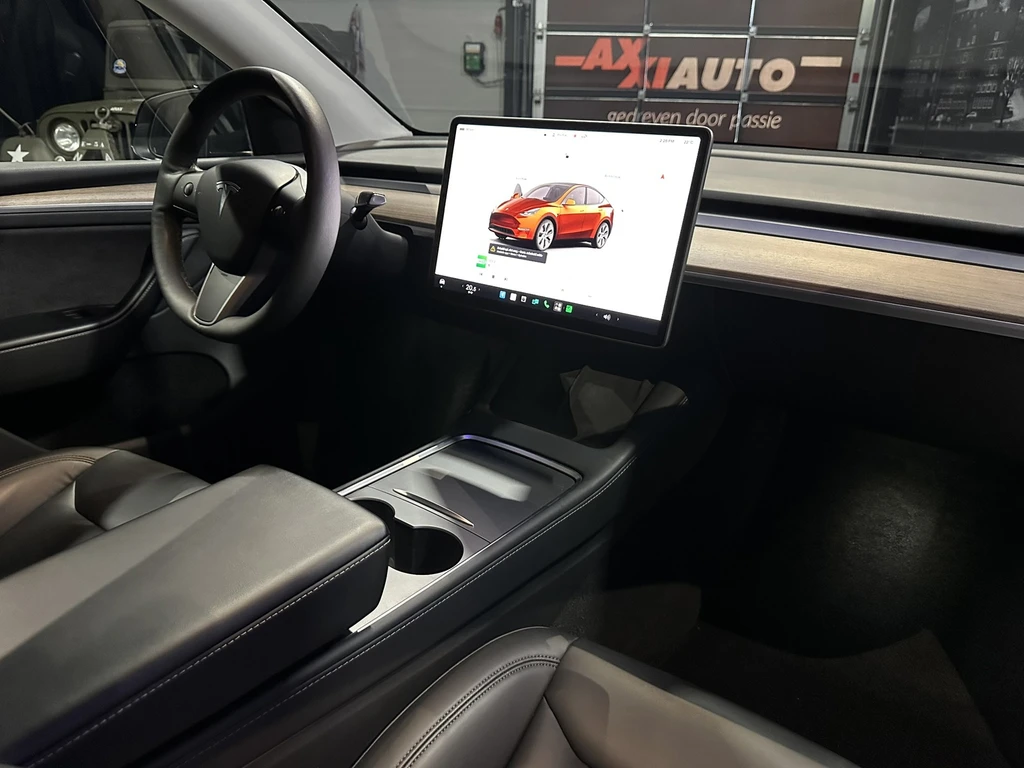 Tesla Model Y – foto 26