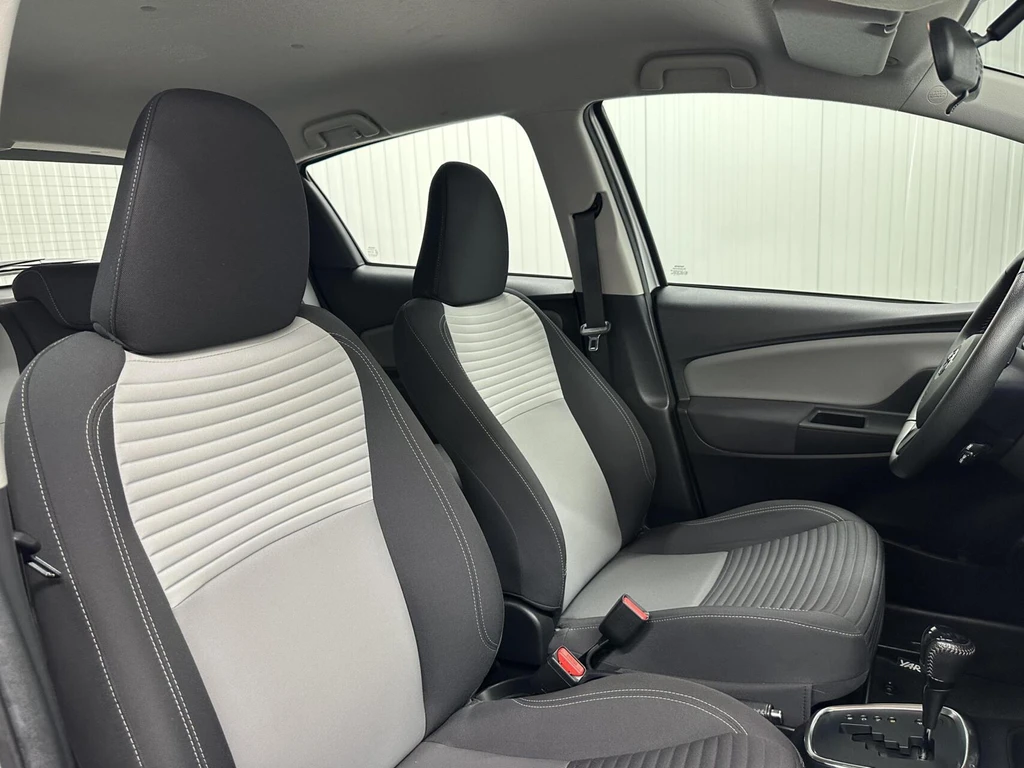 Toyota Yaris – foto 13