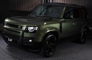 Land Rover Defender – thumbnail 2