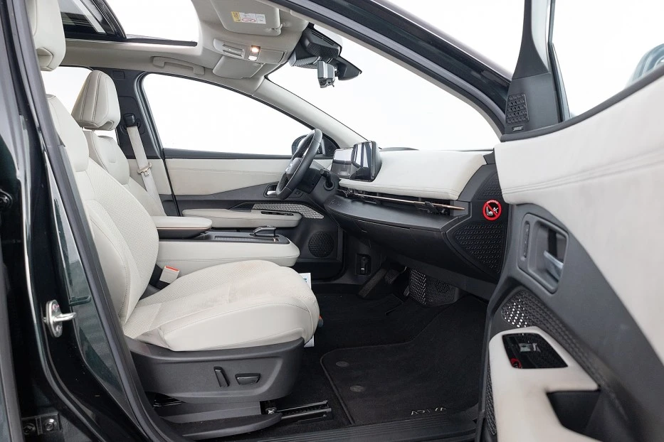 Nissan ARIYA – foto 11