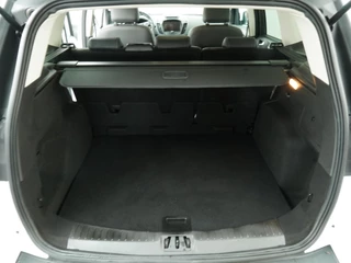 Ford Kuga – thumbnail 11