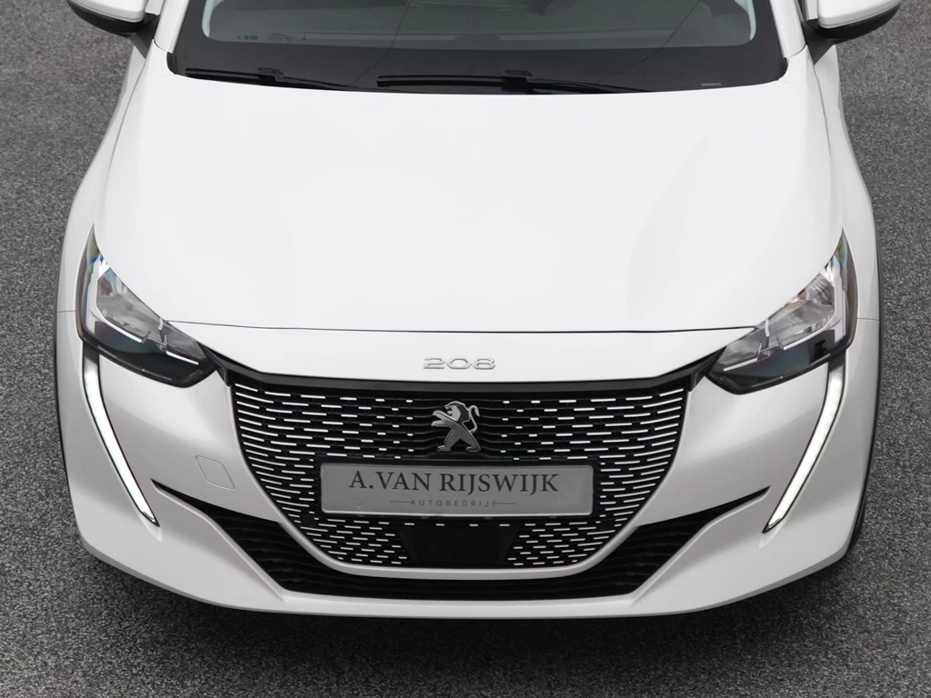 Peugeot e-208 – foto 19
