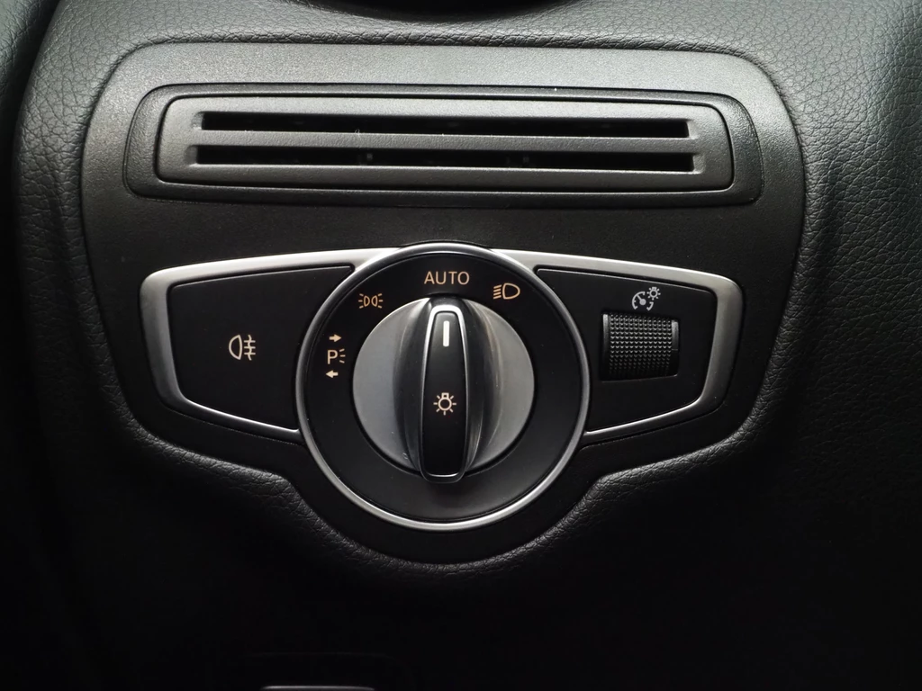 Mercedes-Benz GLC – foto 21
